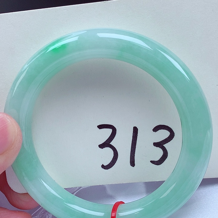 翡翠未镶嵌手镯翡翠手镯