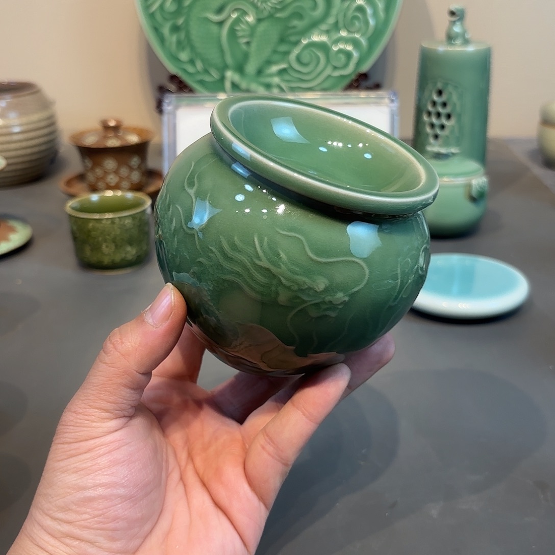 瓷片龙泉青瓷福利青瓷