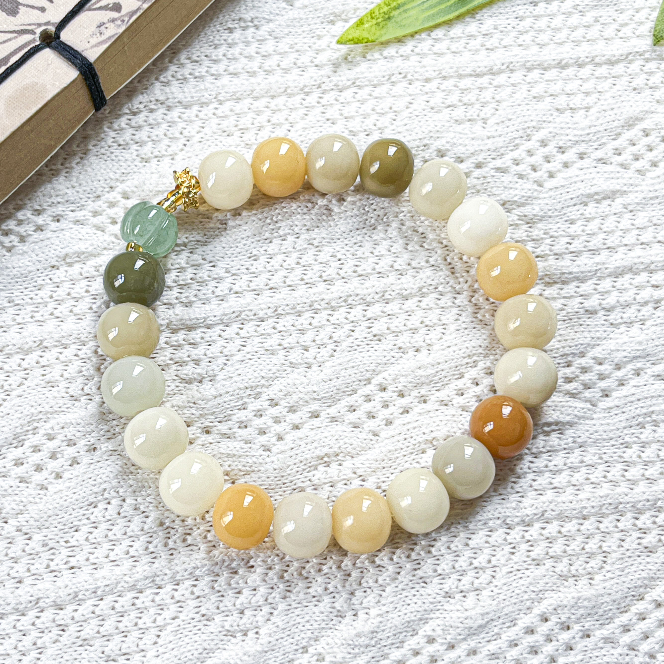 杂色胖苹果琼屿手串10*9mm    D-A741045