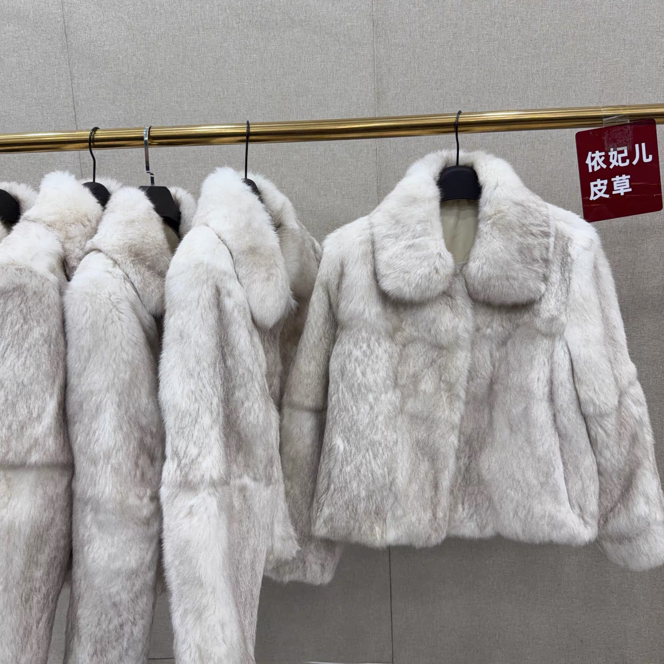 翻领晕染秋冬外套