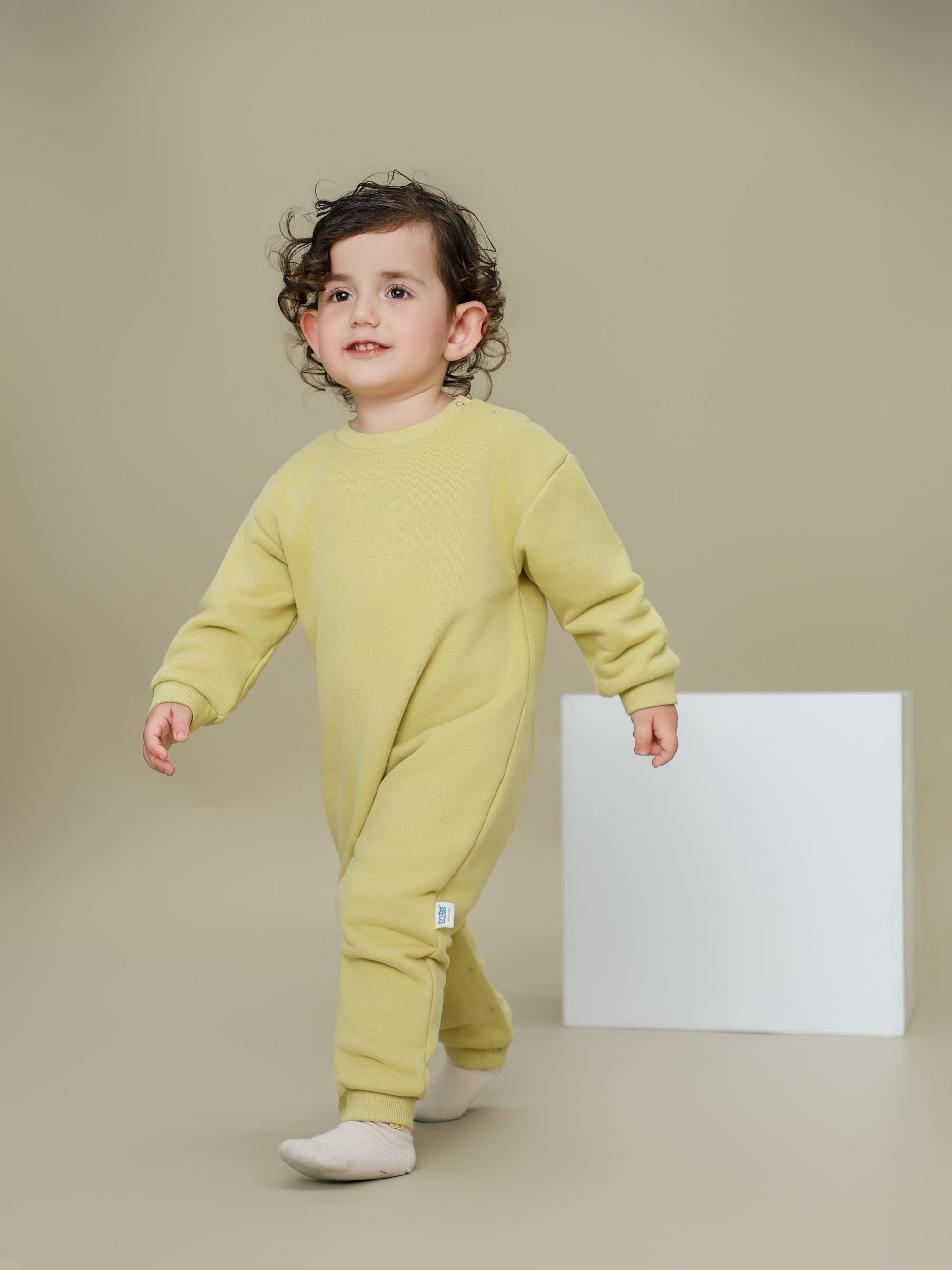 bacby年终男女宝套头连体服加绒 24SS081