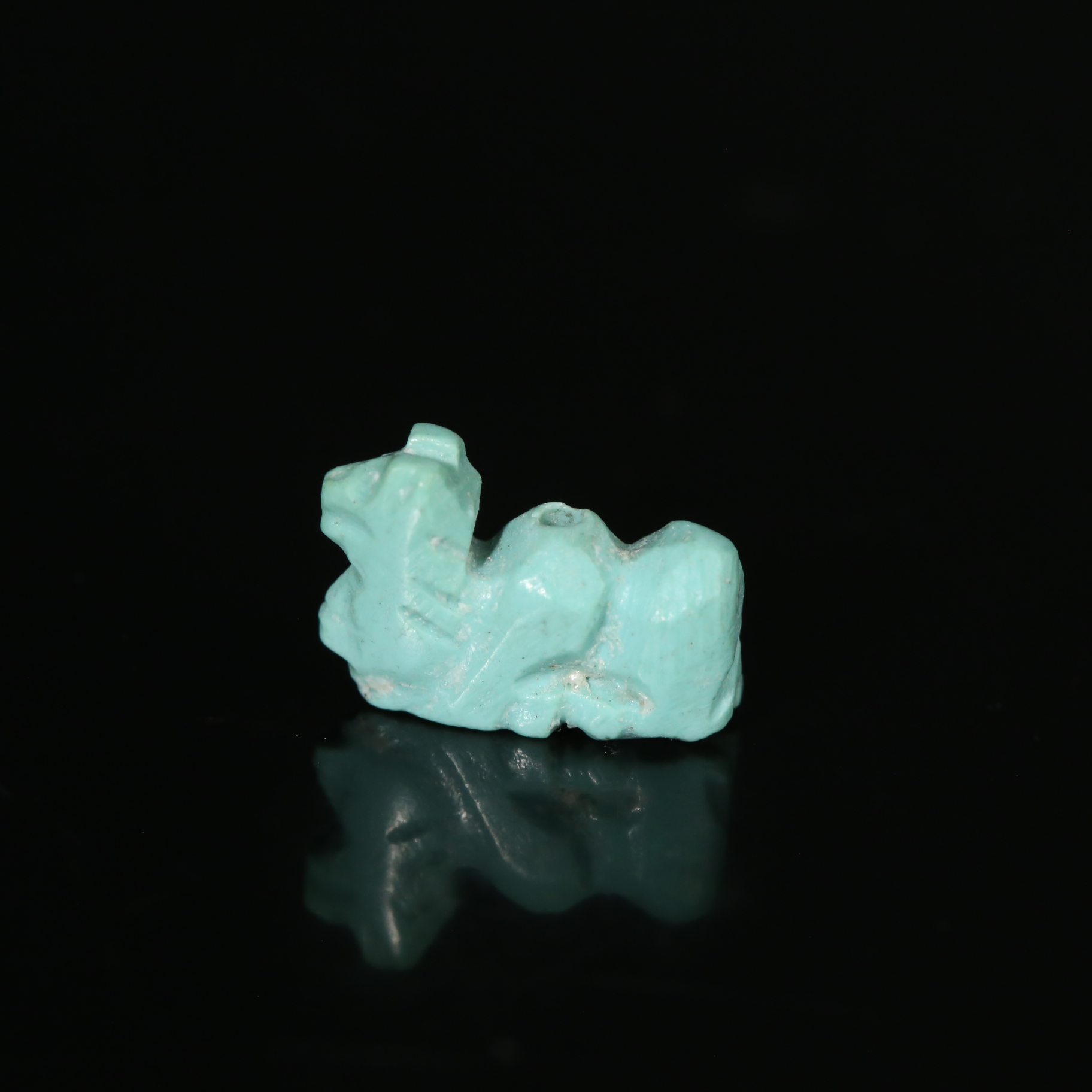 十八世纪绿松骆驼坠饰WDZC2512142050