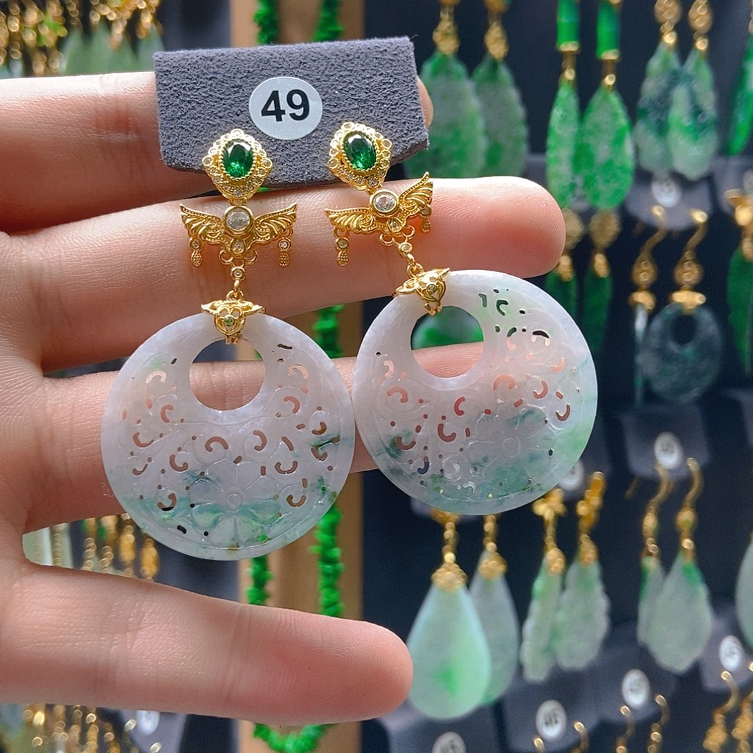 翡翠未镶嵌耳饰翡翠