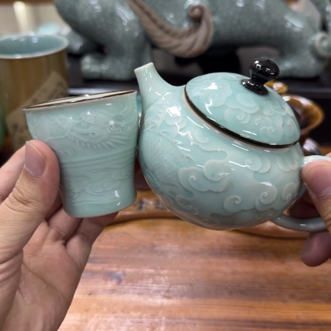 龙泉青瓷茶具微瑕7629