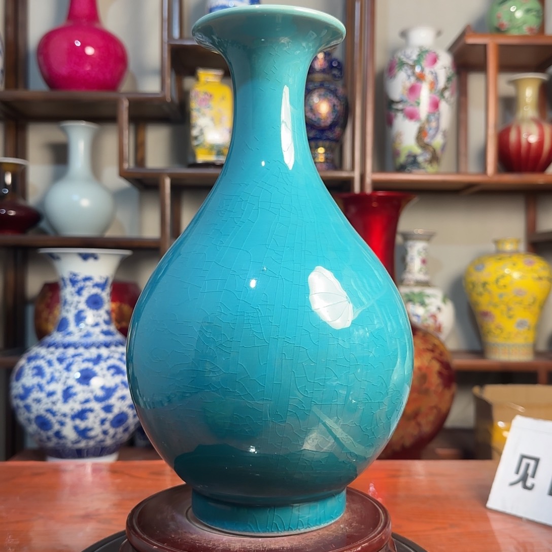 瓶高度30厘米肚径18厘米