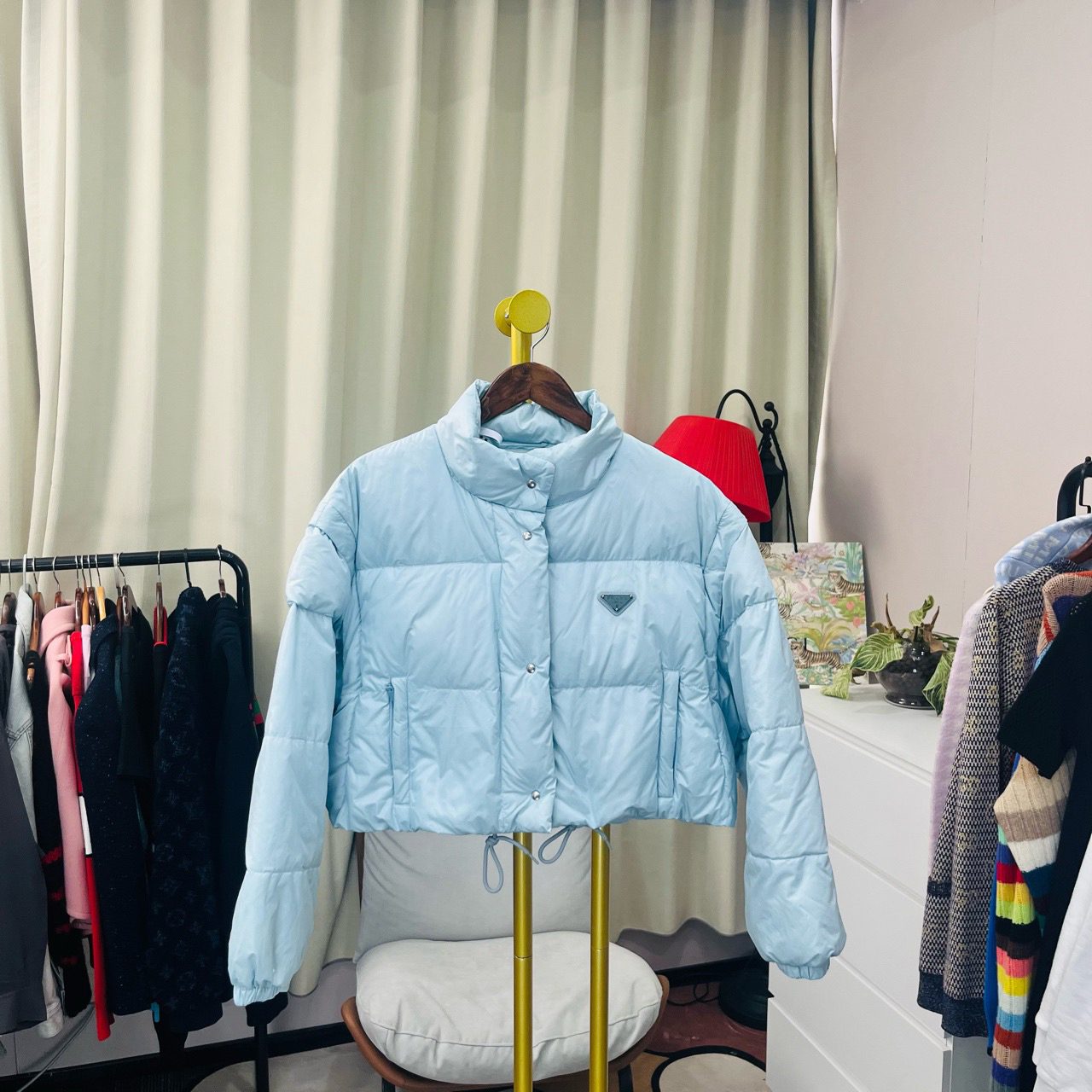 99新 Prada/普拉达 天蓝色三角标可拆卸羽绒服 40码 