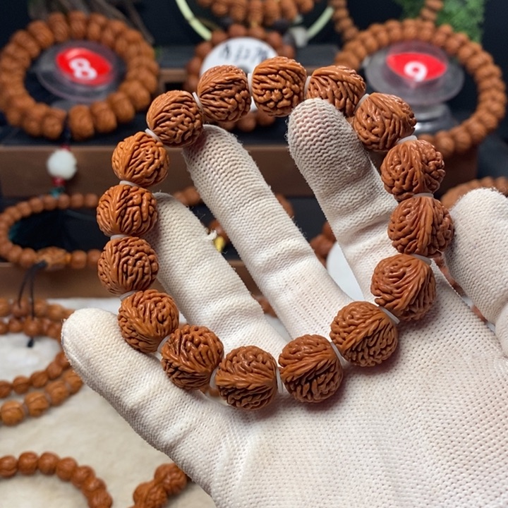 桃核吊坠秦岭龙纹