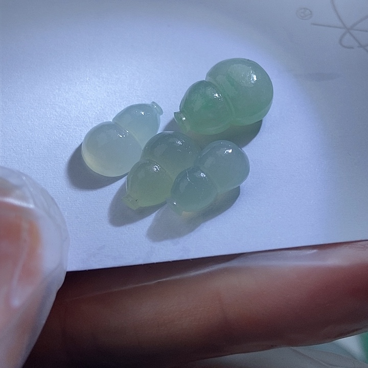 未镶嵌定制翡翠天然