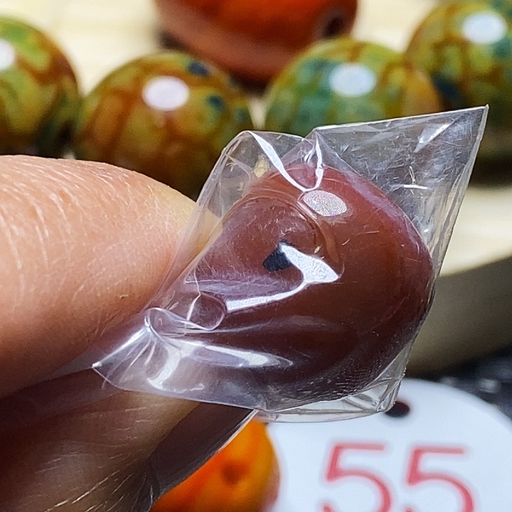 善***果玛瑙/玉髓未镶嵌颈饰