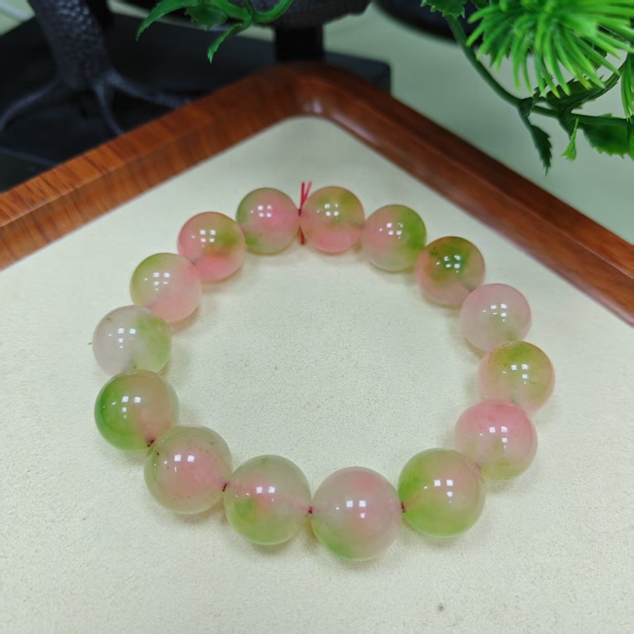 5桃花酿玉石珠宝手串