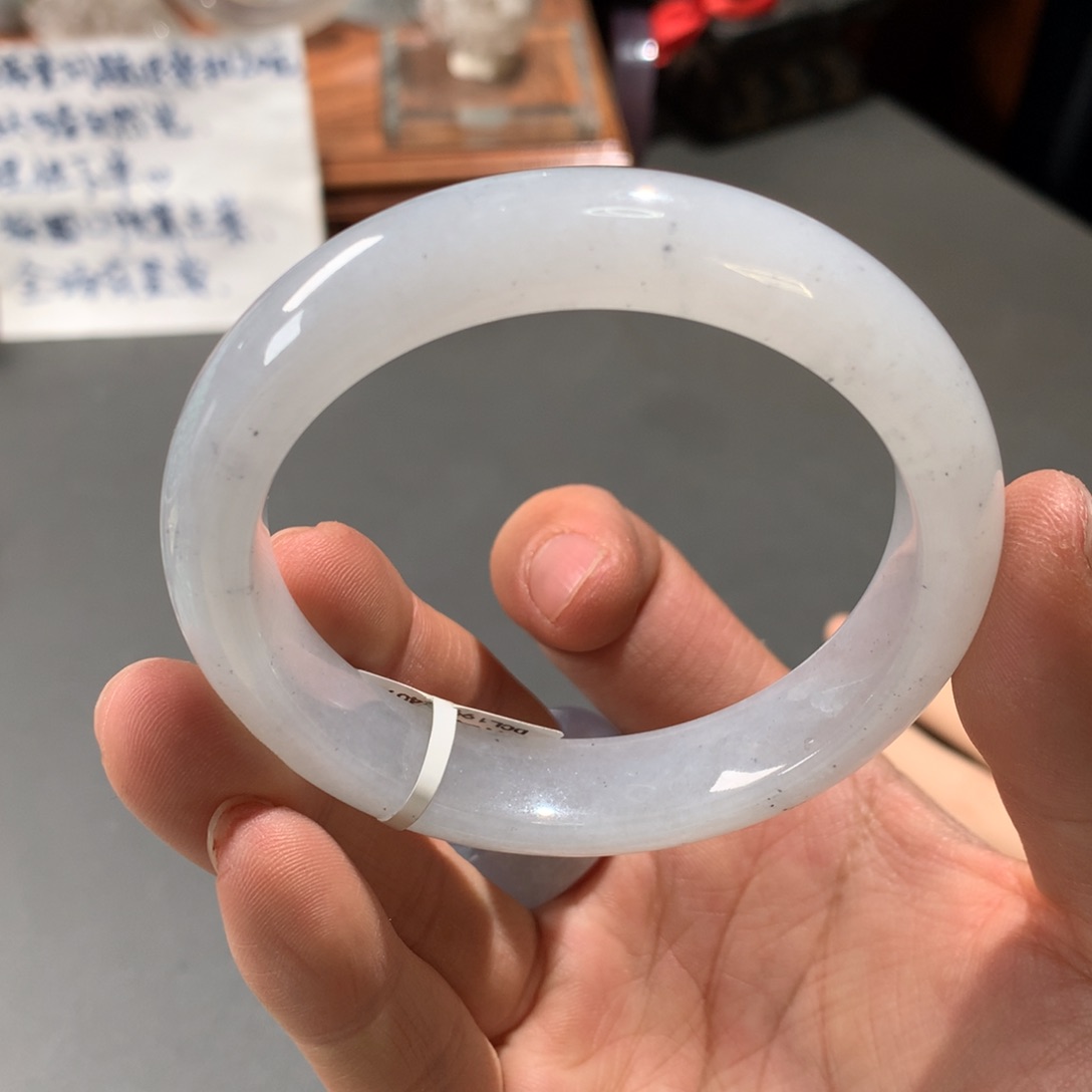 翡翠手镯未镶嵌55.6圈口