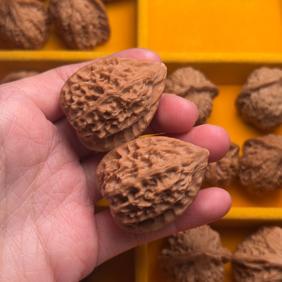 ****q文玩核桃把件文玩核桃