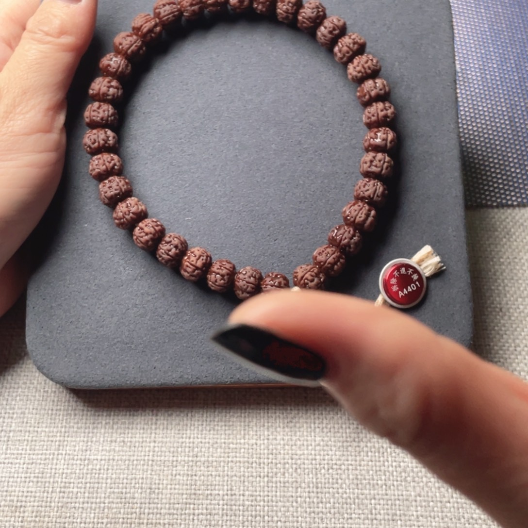 金刚菩提吊坠老树王