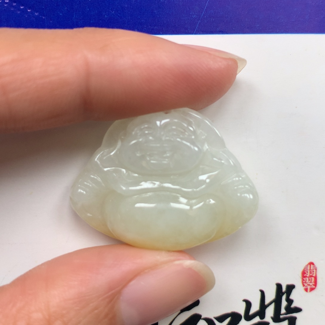 翡翠颈饰未镶嵌肚里藏金佛公