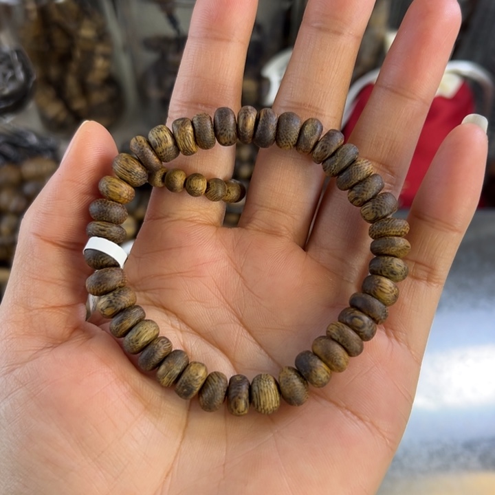 沉香碎屑沉香奇楠沉香0.8算盘珠