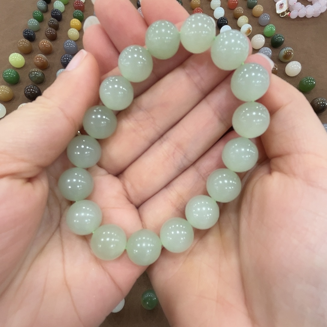 和田玉未镶嵌手链