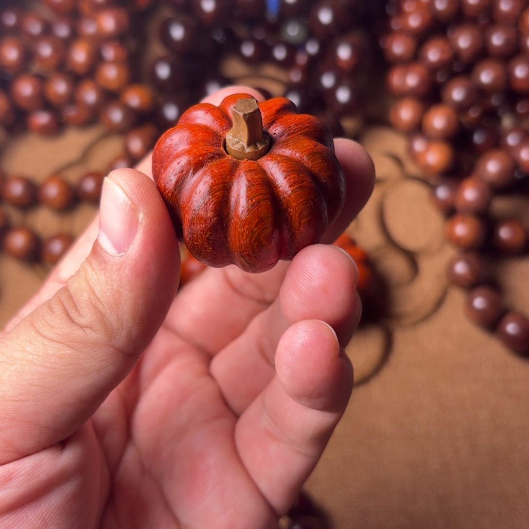 非洲紫檀（红花梨）无事牌南瓜手把件