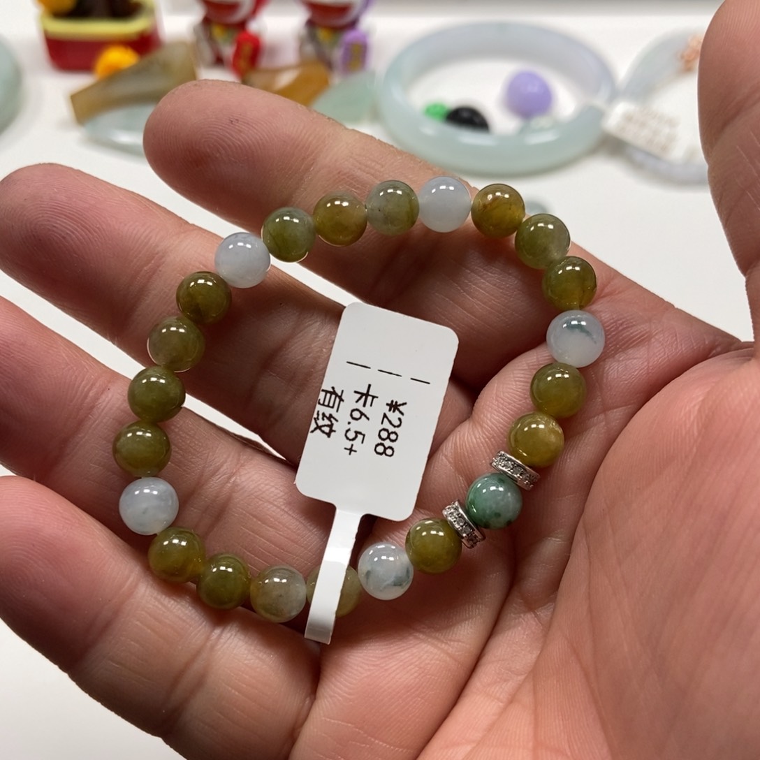 翡翠手链未镶嵌翡翠