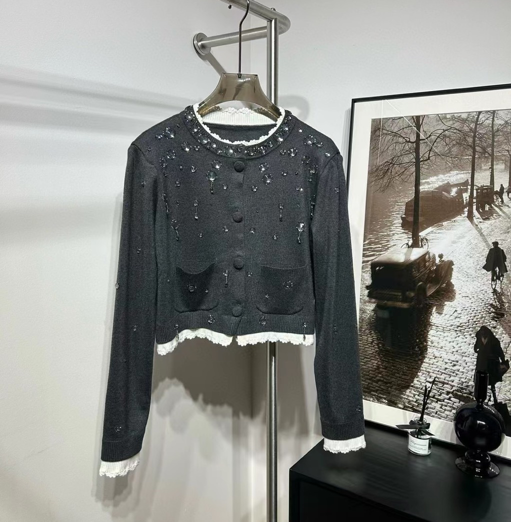 毛衣蕾丝设计师秋季女对襟开衫款黑色女装毛针织衫早秋气质