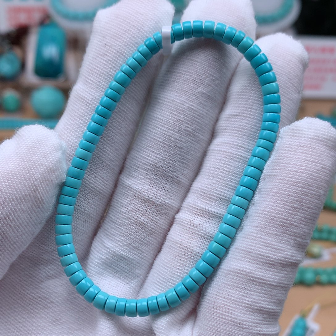 y***g绿松石未镶嵌珠宝奇石直径4mm