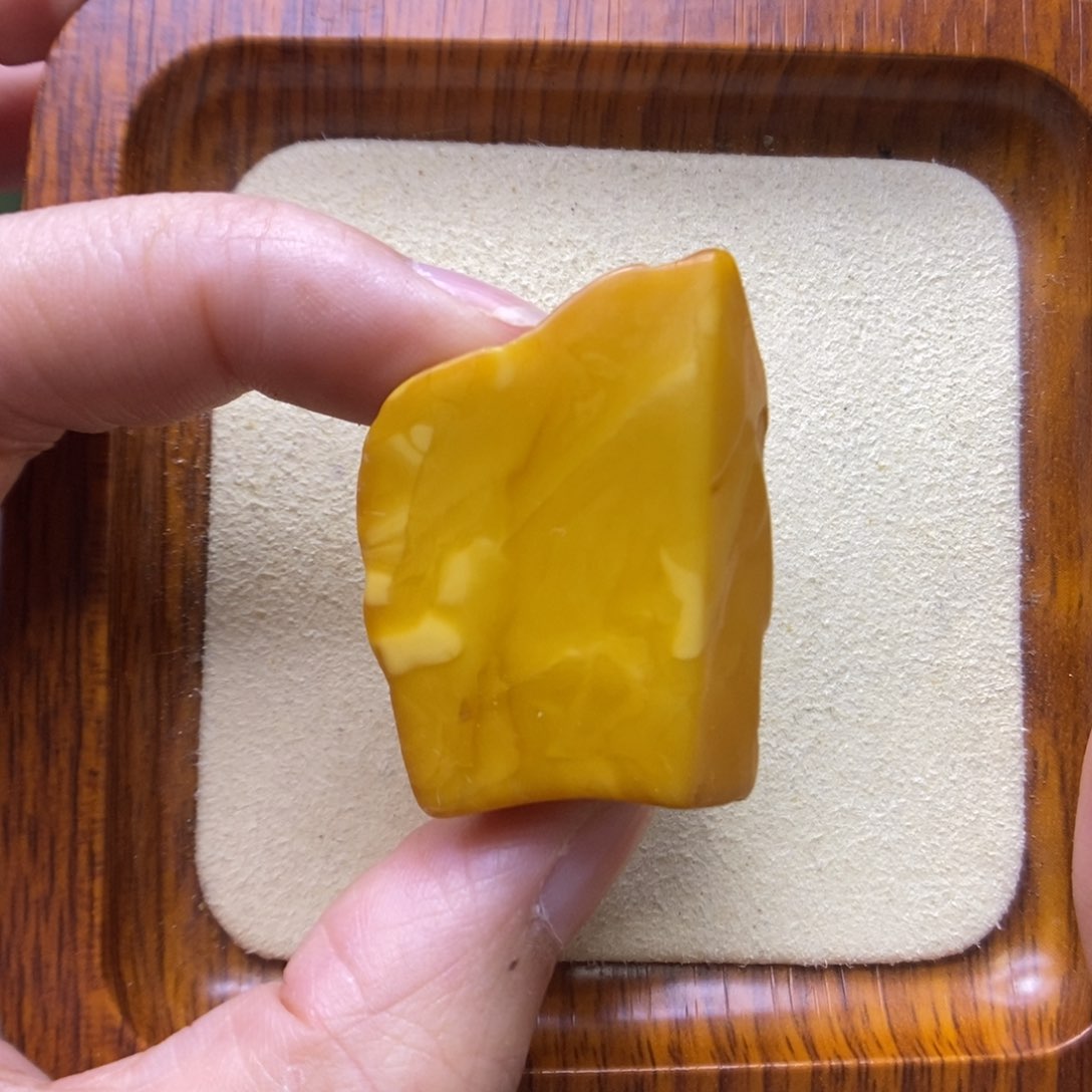 定制琥珀未镶嵌敏