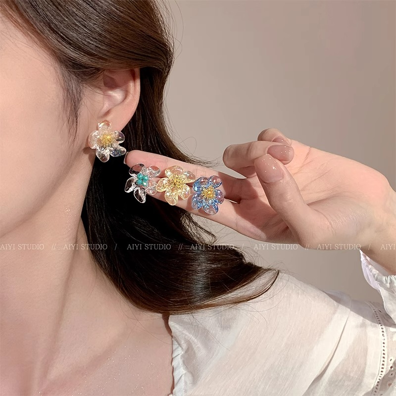 合金树脂耳饰 透明花朵耳钉2025新款耳环轻奢气质大气耳饰蓝色