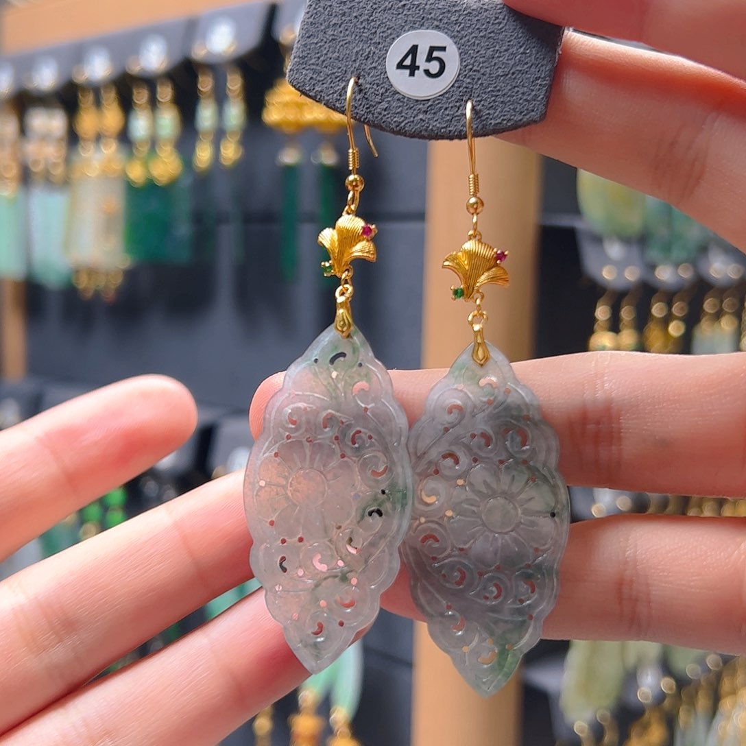 未镶嵌翡翠耳饰翡翠