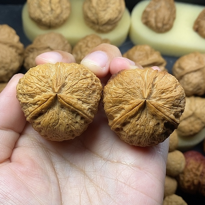 吊坠桃核磨盘三棱39尺