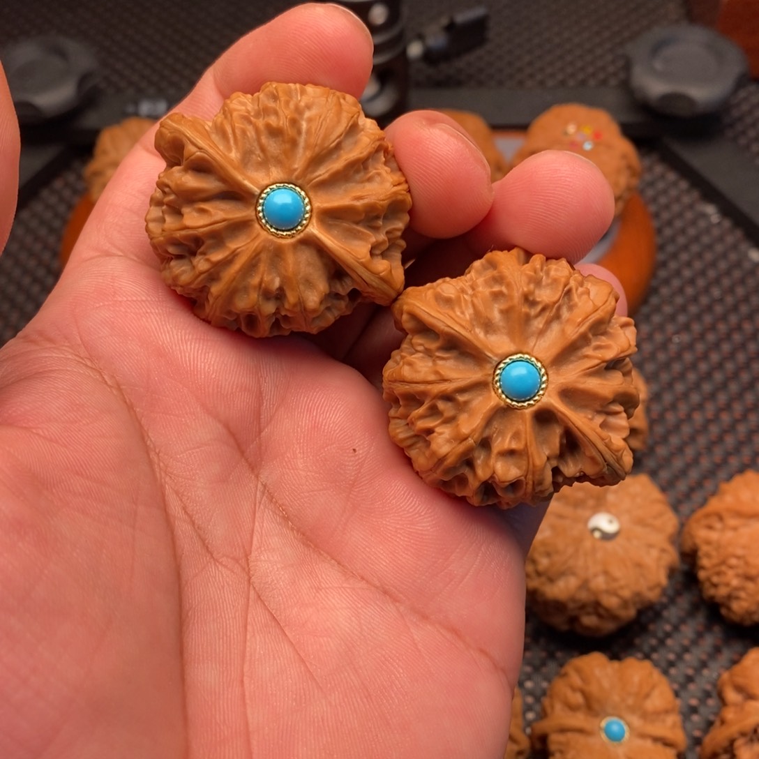 文玩核桃把件全品宫灯45尺