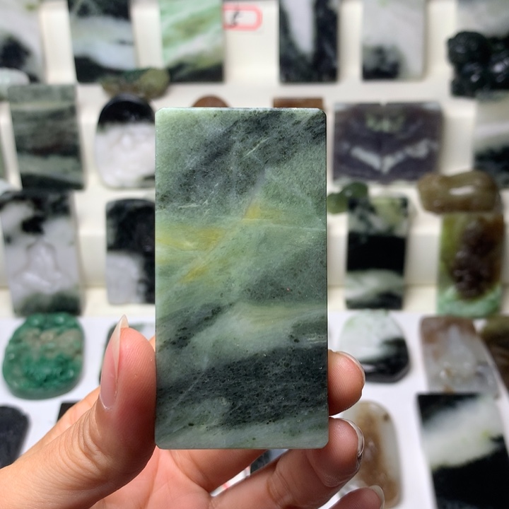 独***️独山玉未镶嵌颈饰