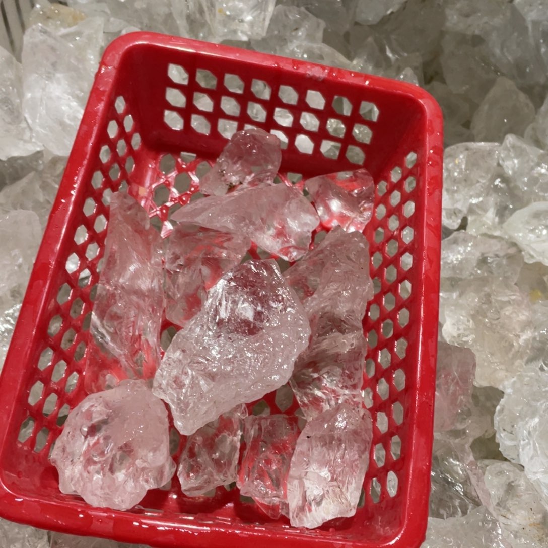 水晶大型摆件（非配饰）未镶嵌