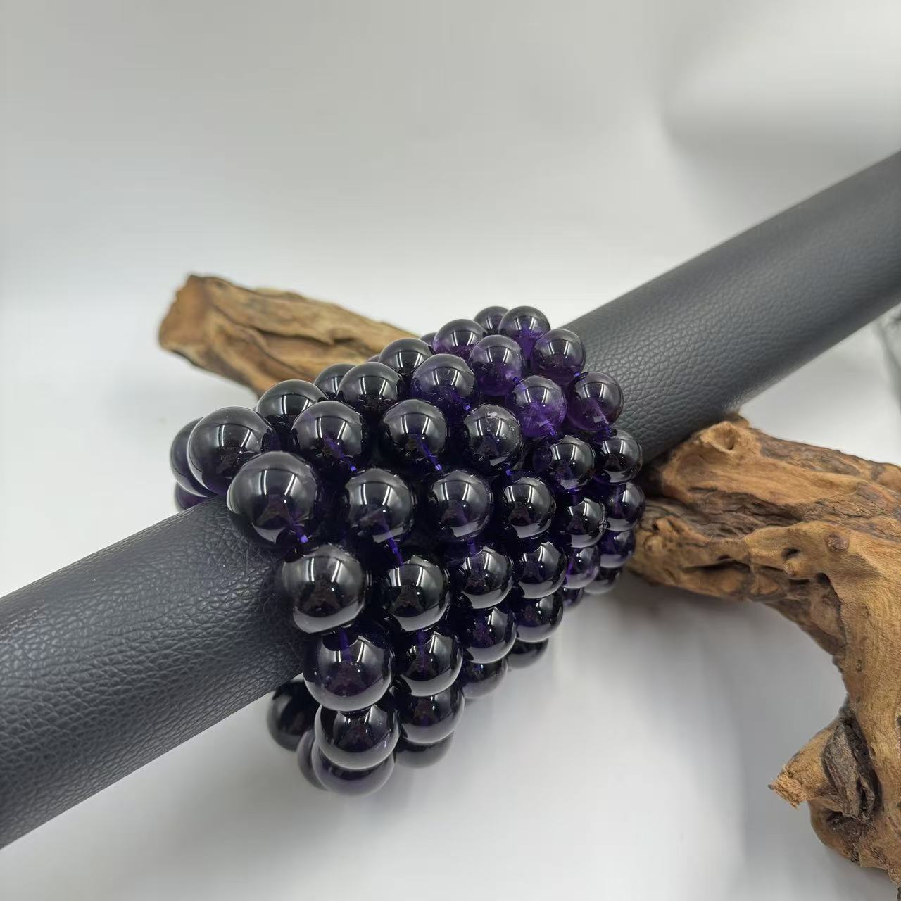 【爱上水晶】Z96 高货毕业级乌拉圭紫水晶手串 多样性发其一