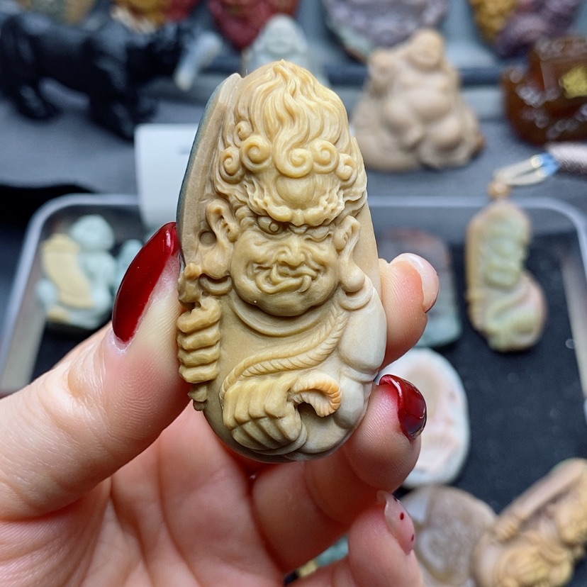 【闪购商品】定制石英质玉吊坠未镶嵌