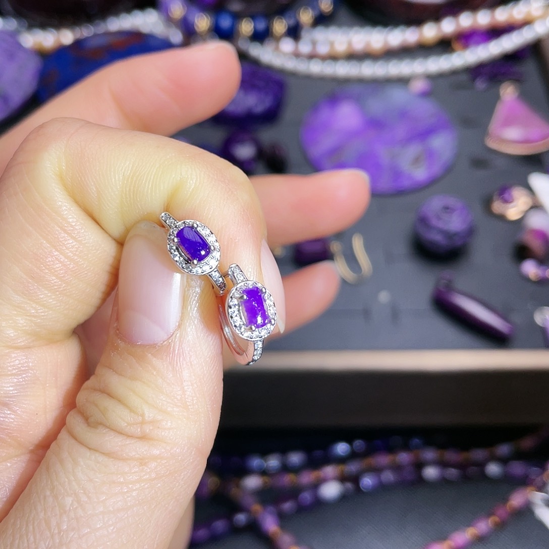 苏纪石（舒俱来）耳扣银S925镶嵌