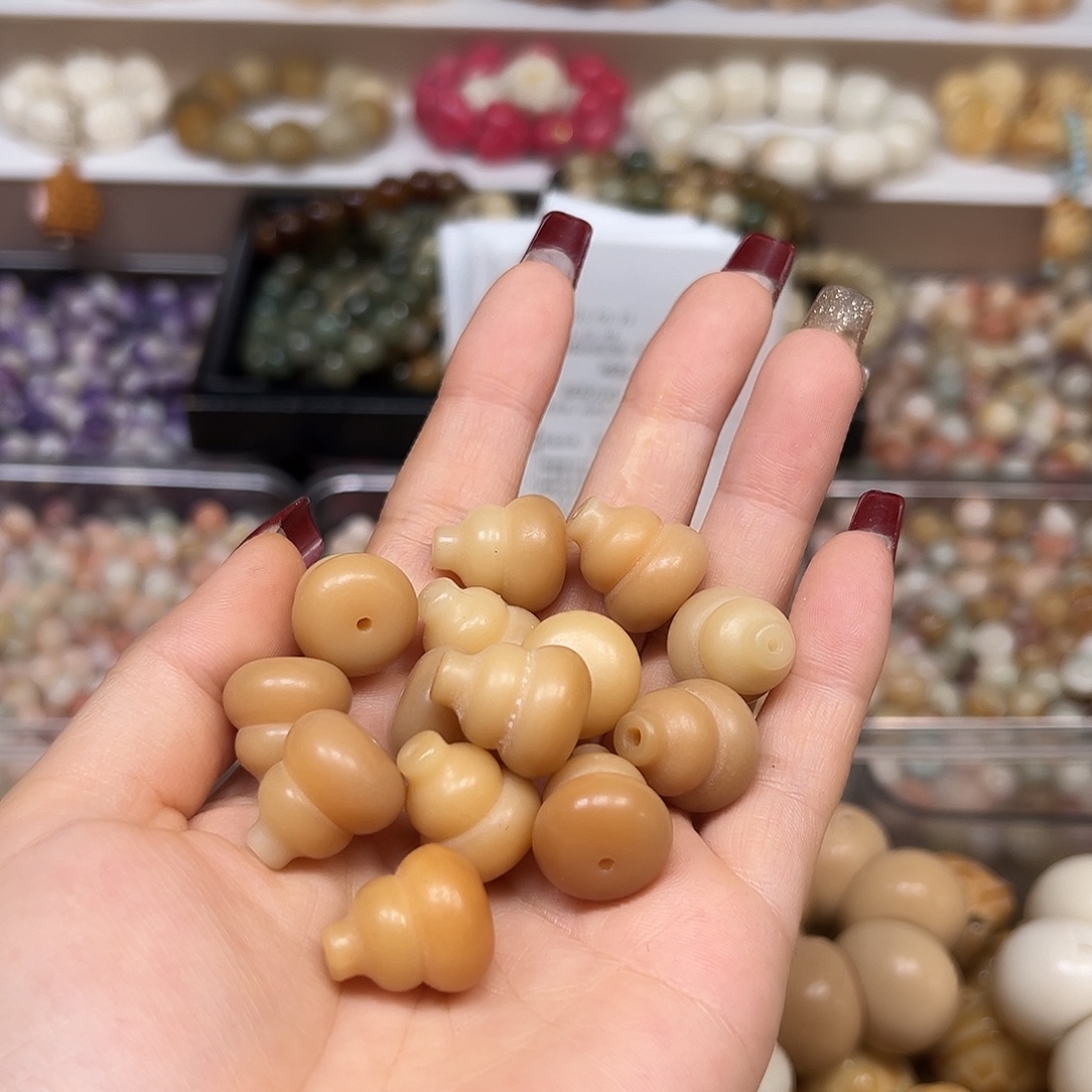 手串菩提根/象牙果卡18黄葫芦7颗