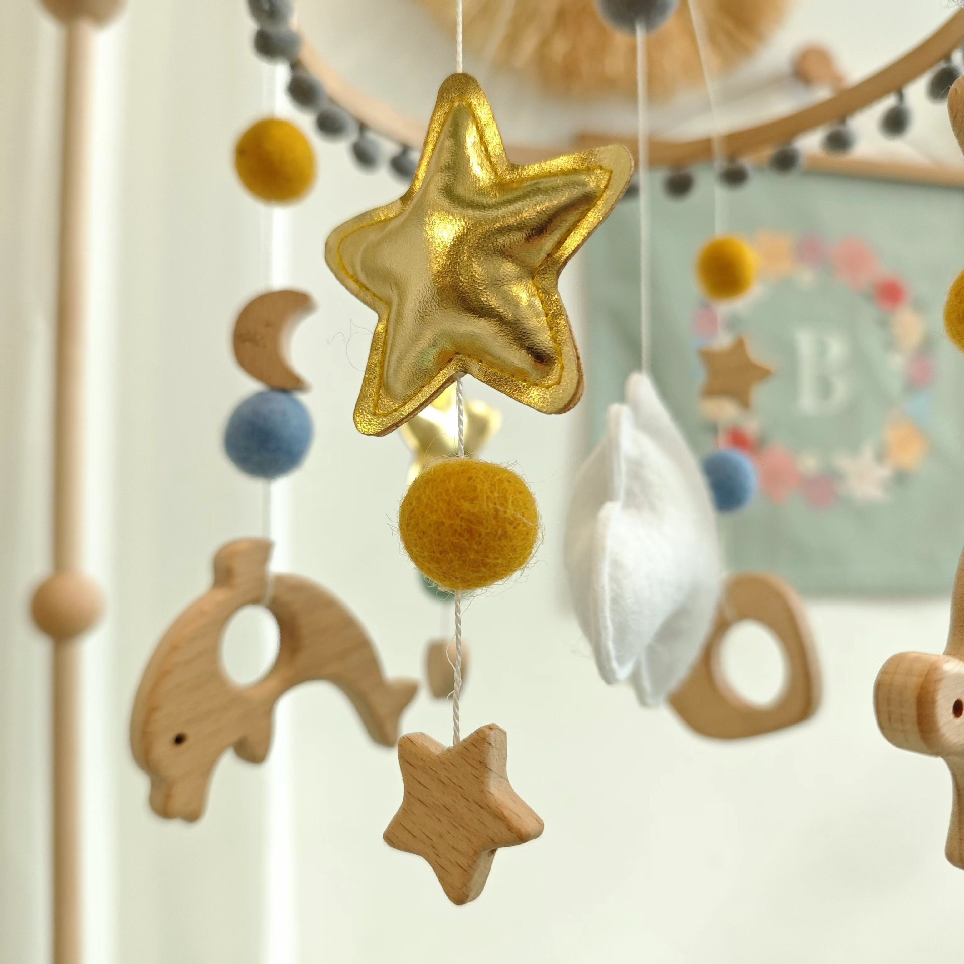 北欧风毛毡动物床铃挂饰宝宝婴儿床婴儿车手眼协调挂饰床铃