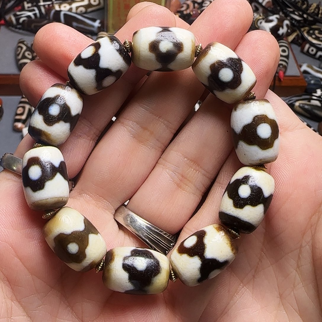 福***满玛瑙/玉髓未镶嵌颈饰