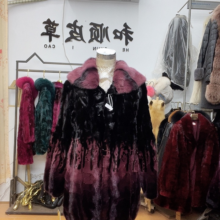 丹***伱商场断码拼貂衣服