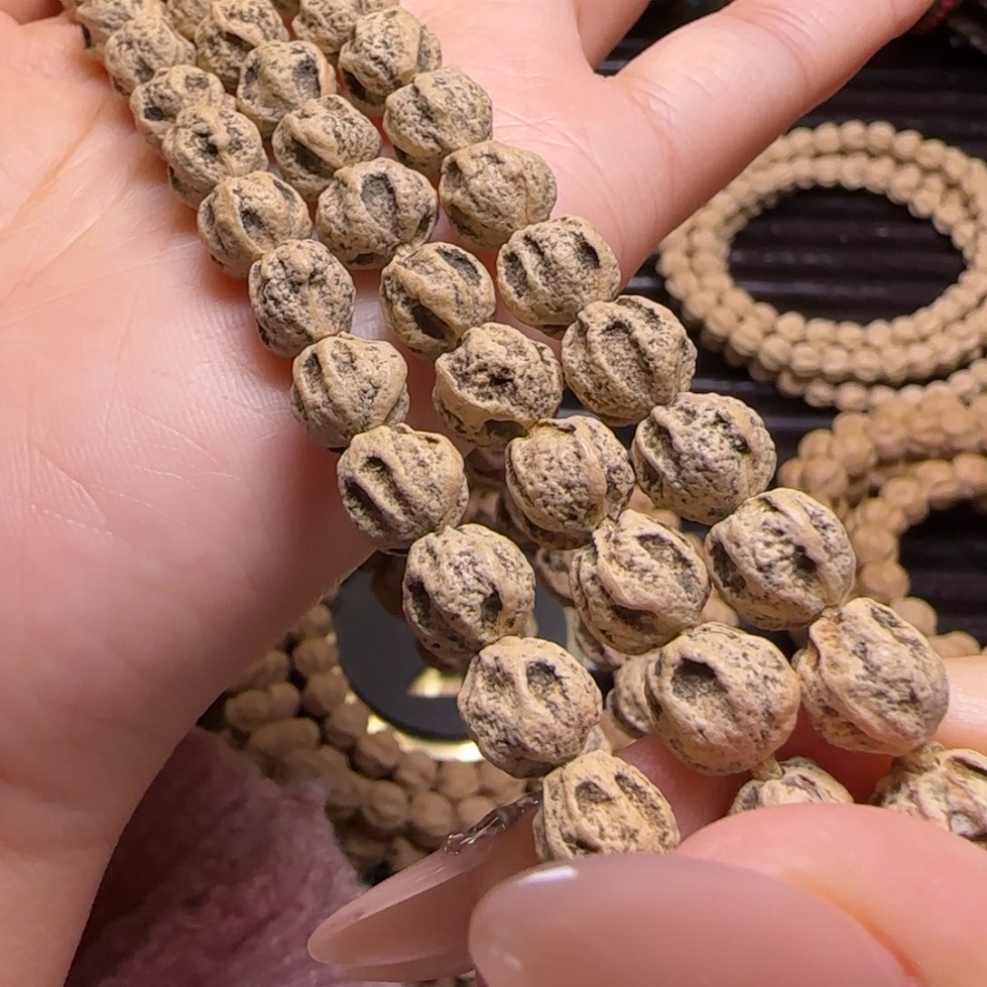 柏香籽/百香籽吊坠小*洁