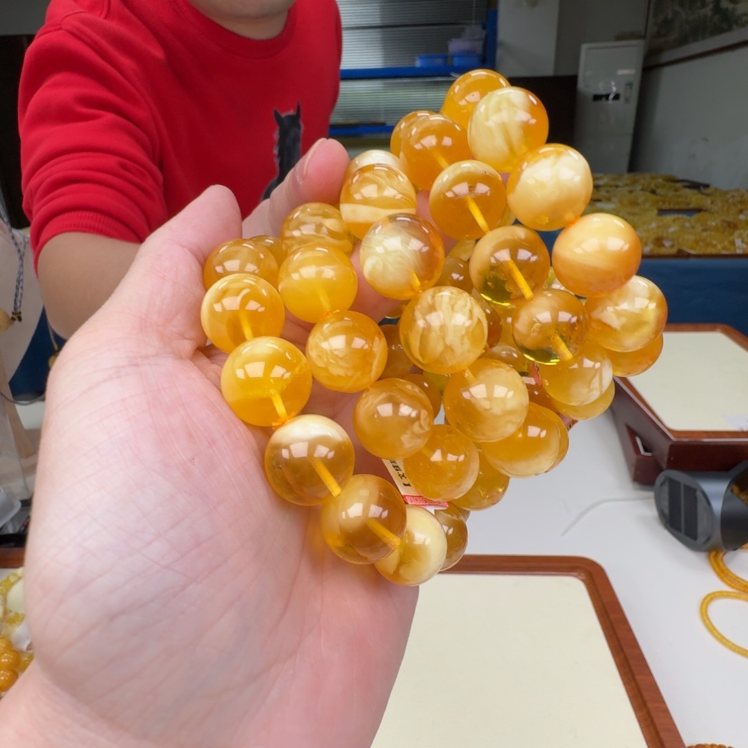 琥珀未镶嵌手链多样性发其一