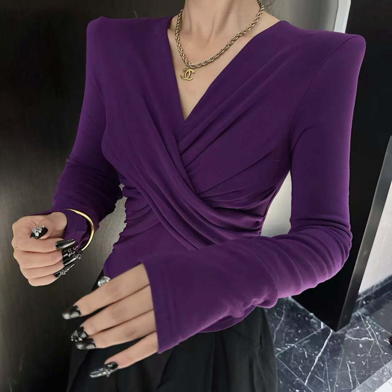 加绒v领交叉打底衫新款秋冬t恤设计感小众法式内搭上衣短款