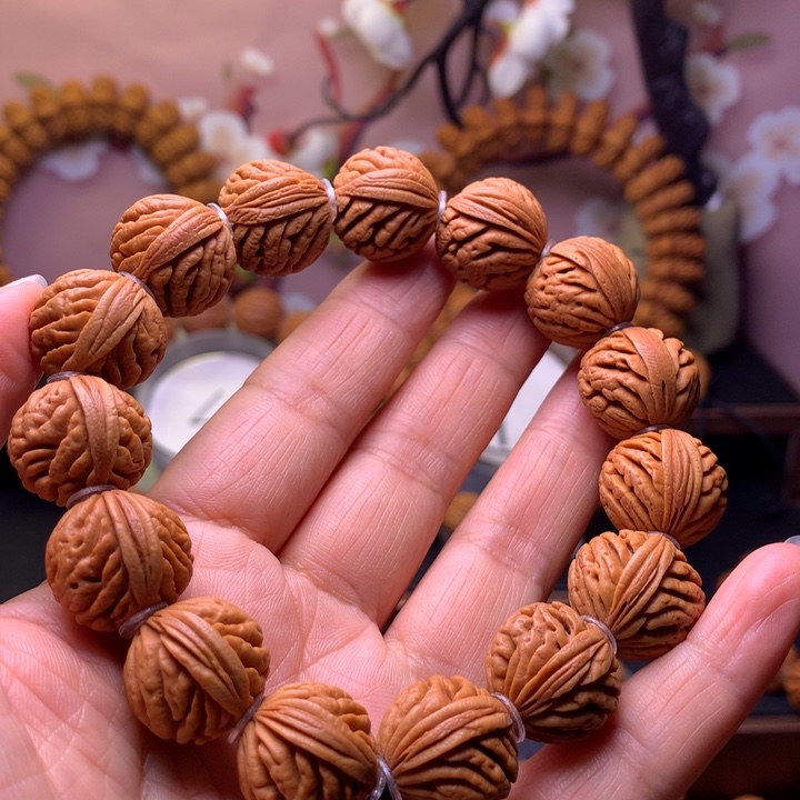 桃核手串龙纹桃核3