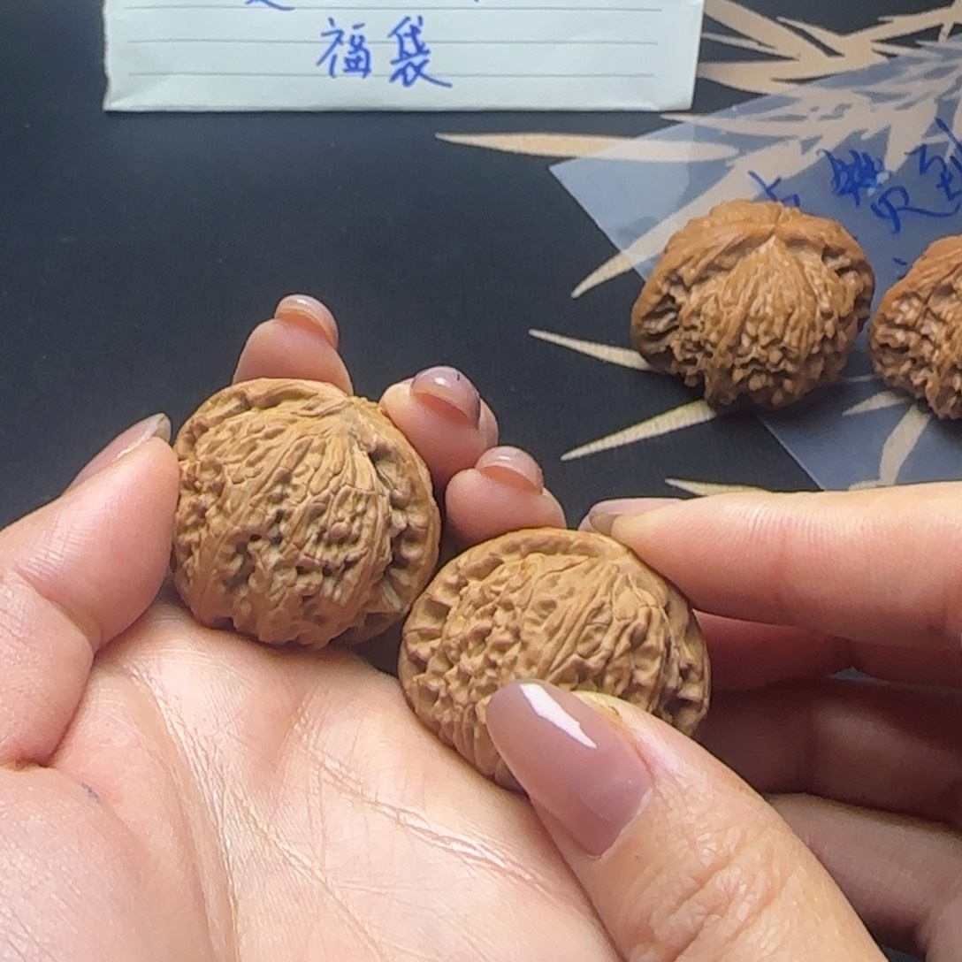 怀***年大叶紫檀（黑酸枝木类）