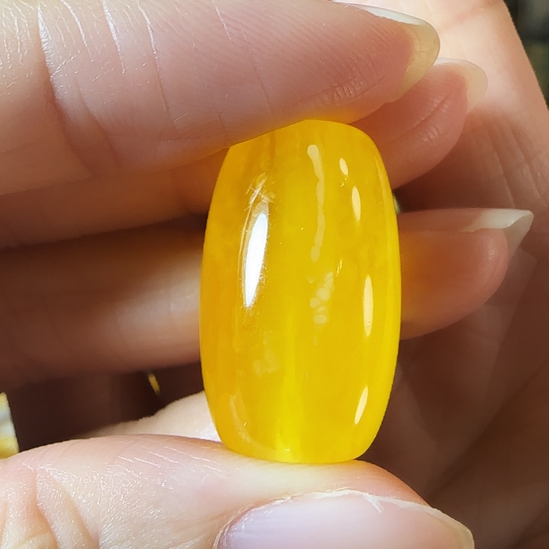 牙***牙蜜蜡未镶嵌裸石焦皮料桶珠