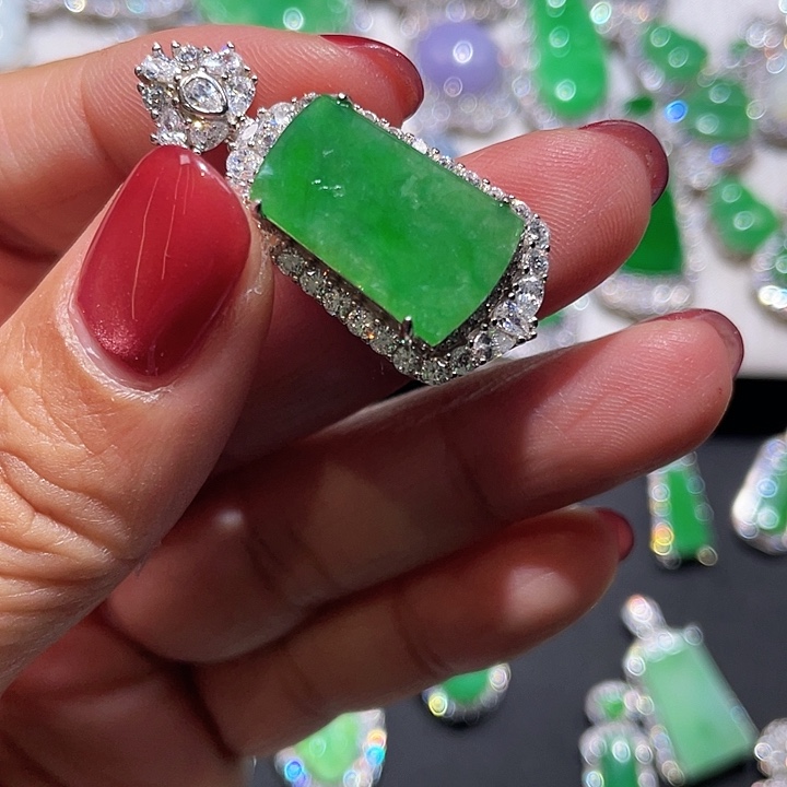 翡翠银S925镶嵌颈饰