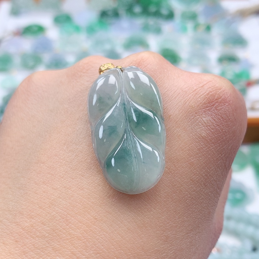 【闪购商品】翡翠吊坠(赠链)18K金镶嵌