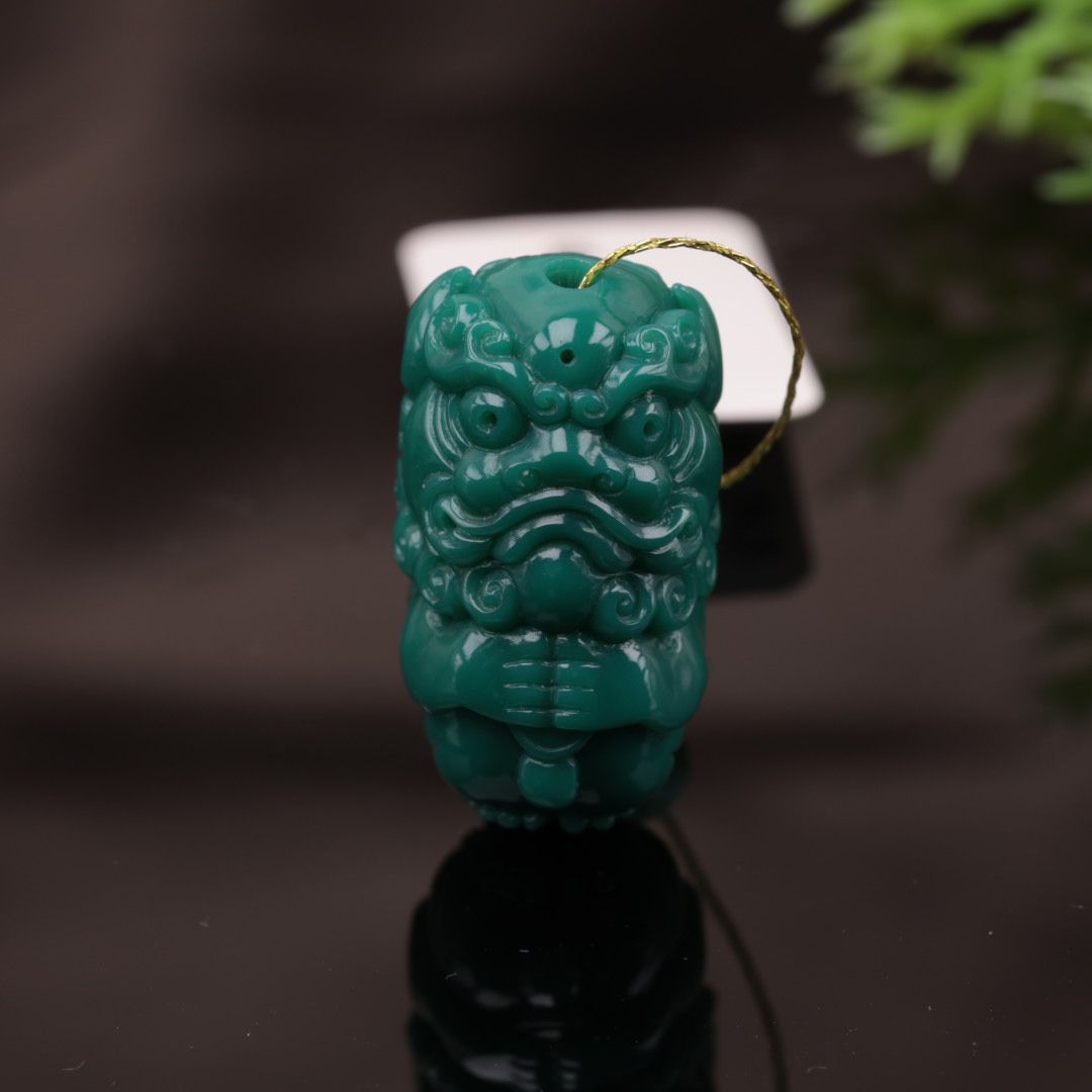 原矿纯天然绿松石精品雕件背云