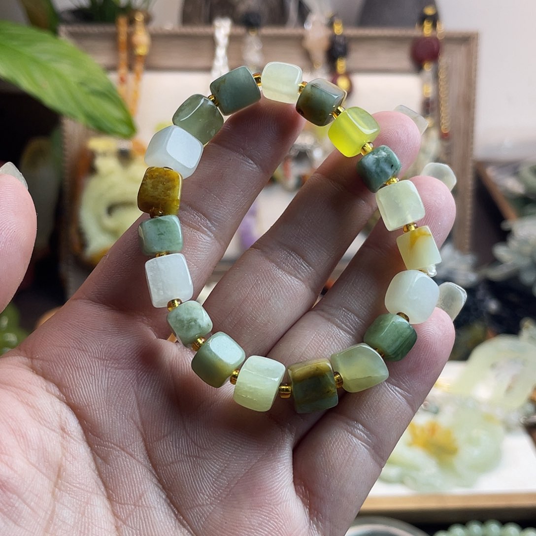 蛇纹石玉未镶嵌手链