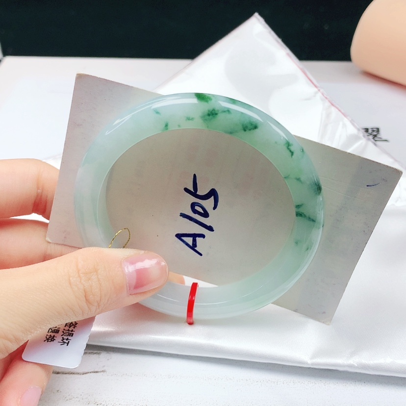 【闪购商品】翡翠手镯未镶嵌天然缅甸a货手镯54+