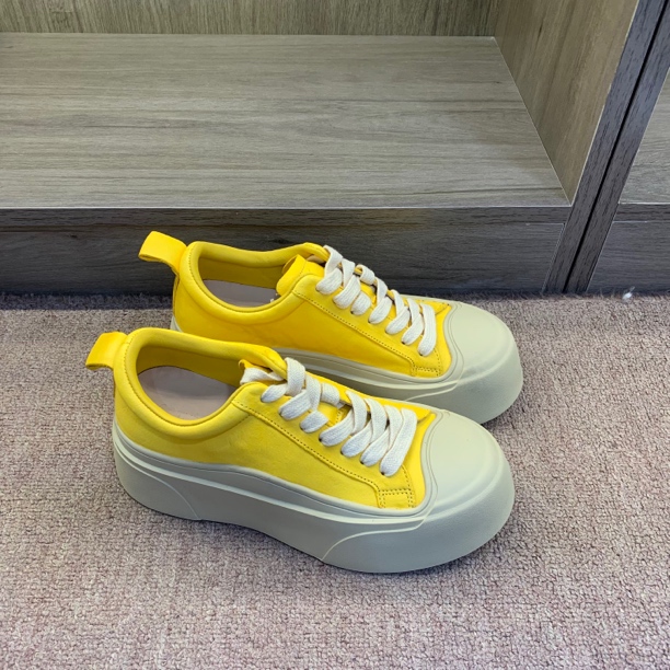 马皮厚底小白鞋春季新款大头面包鞋百搭休闲板鞋